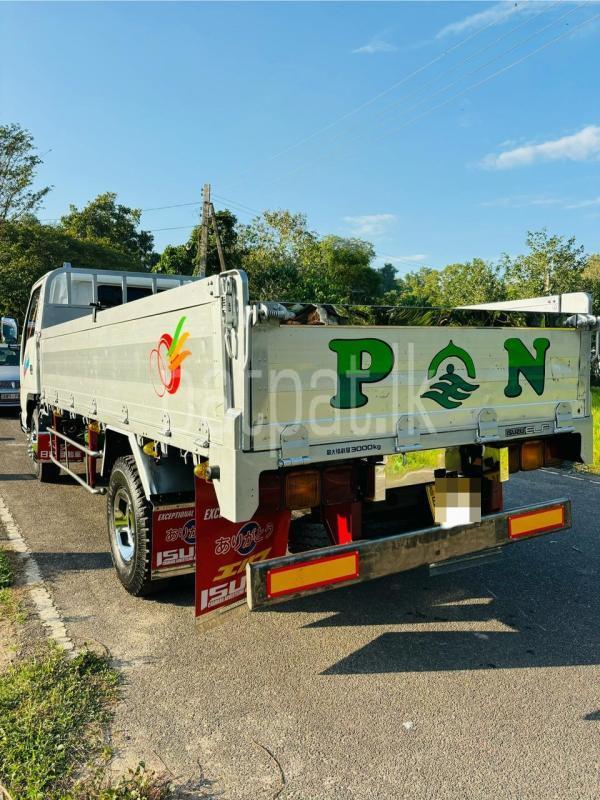 Advertisement image 3