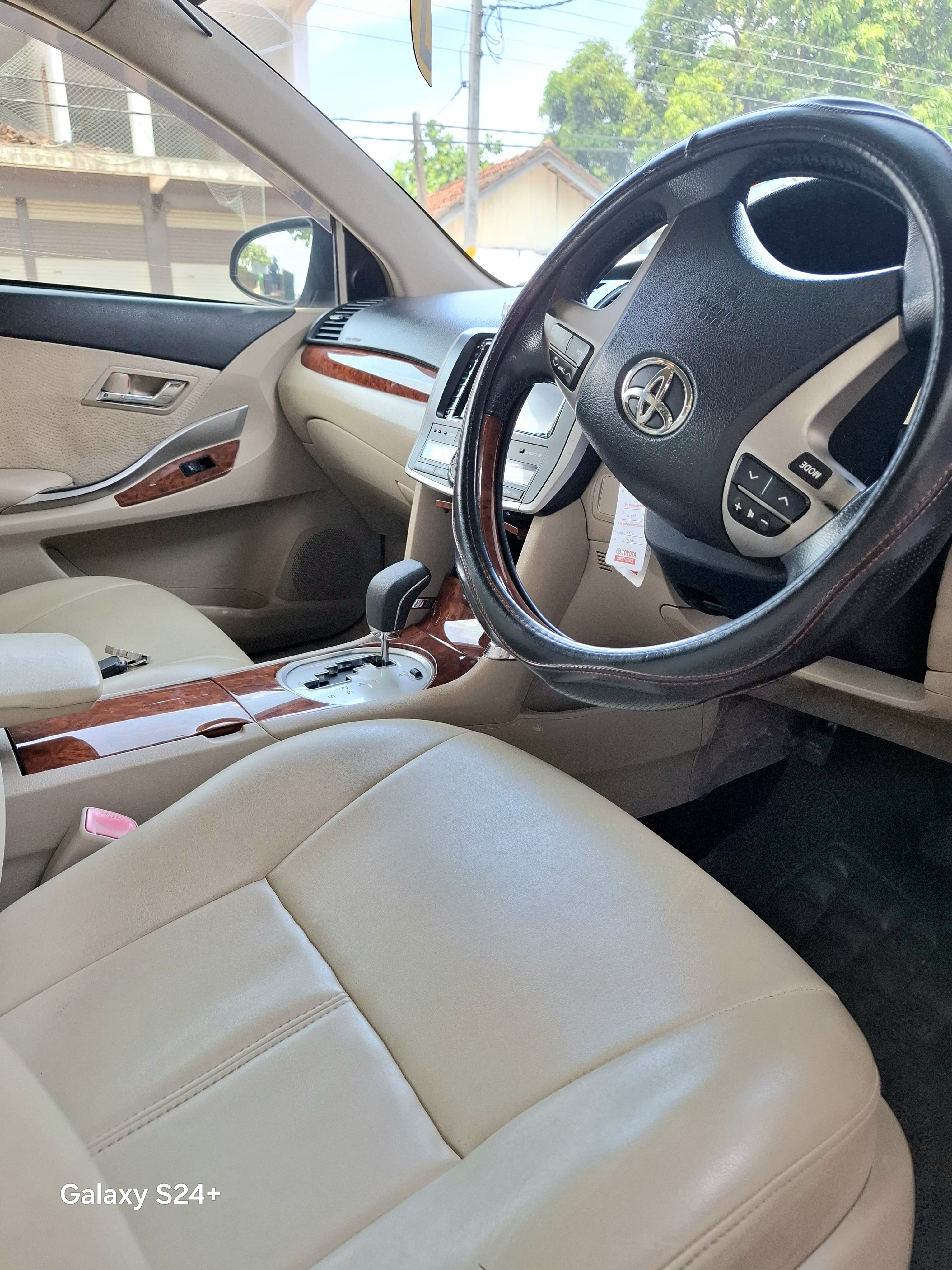 Toyota Premio 2013 - பயன்படுத்தப்பட்டது கார் sale in Sri Lanka - patpat.lk
