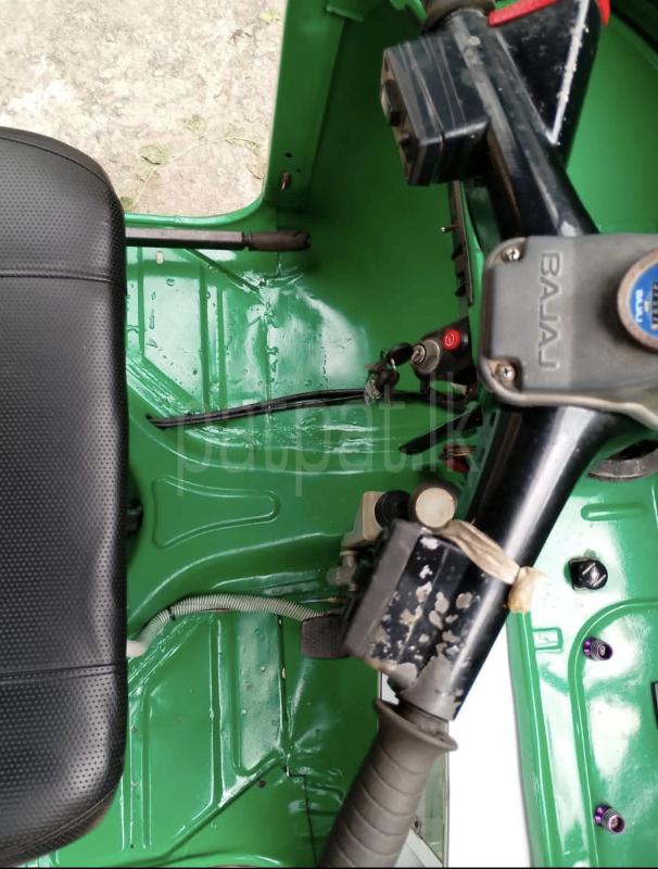 Bajaj Three Wheel 2009 - பயன்படுத்தப்பட்டது முச்சக்கர வண்டி sale in Sri Lanka - patpat.lk
