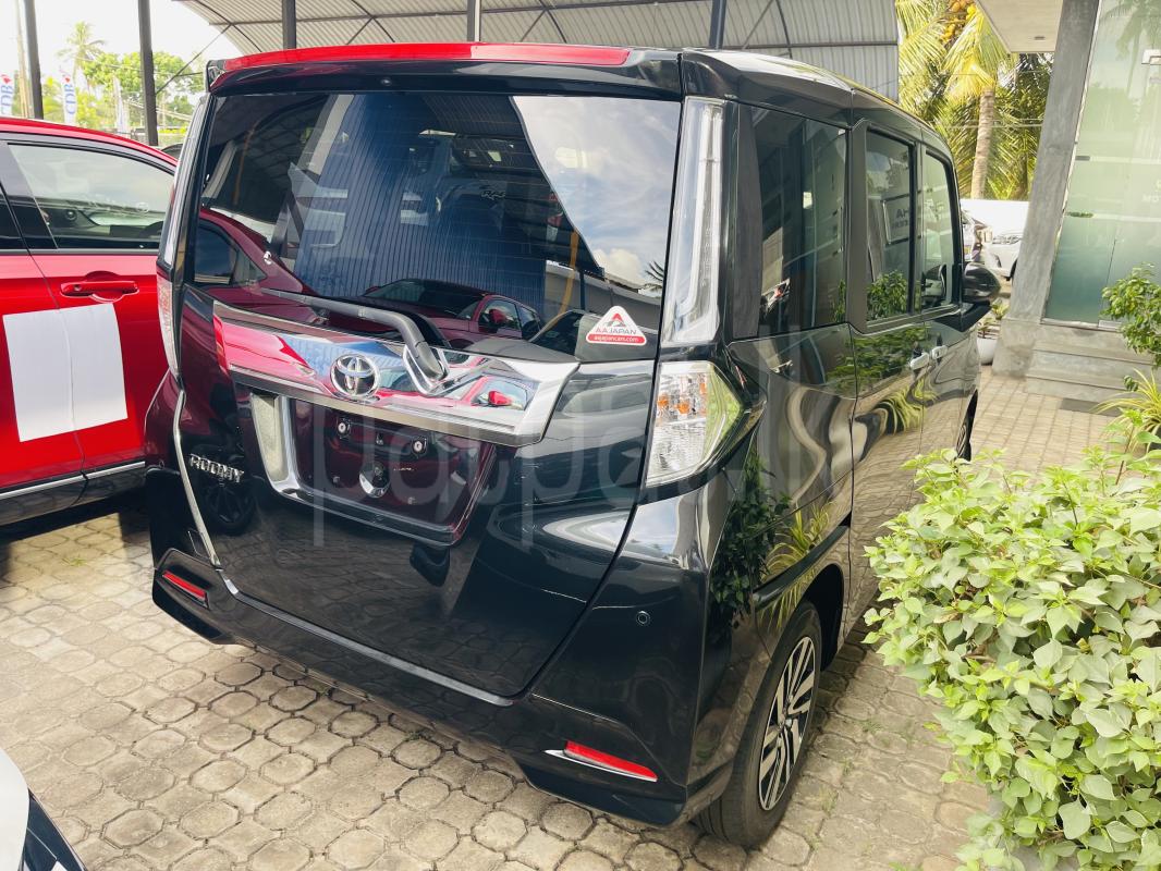 Toyota Roomy 2023 - பயன்படுத்தப்பட்டது வேன் sale in Sri Lanka - patpat.lk