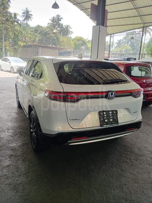 Advertisement image 4