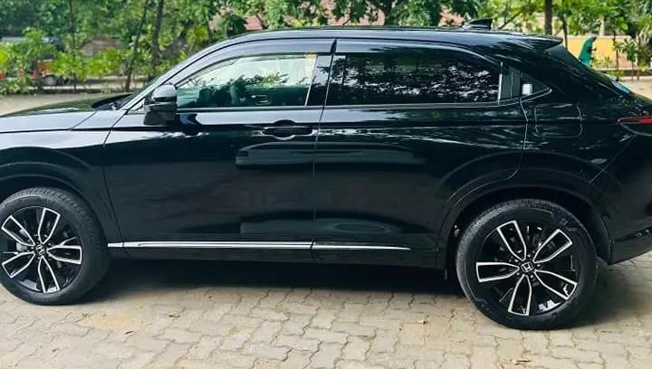 Honda Vezel 2023 - பயன்படுத்தப்பட்டது SUV sale in Sri Lanka - patpat.lk