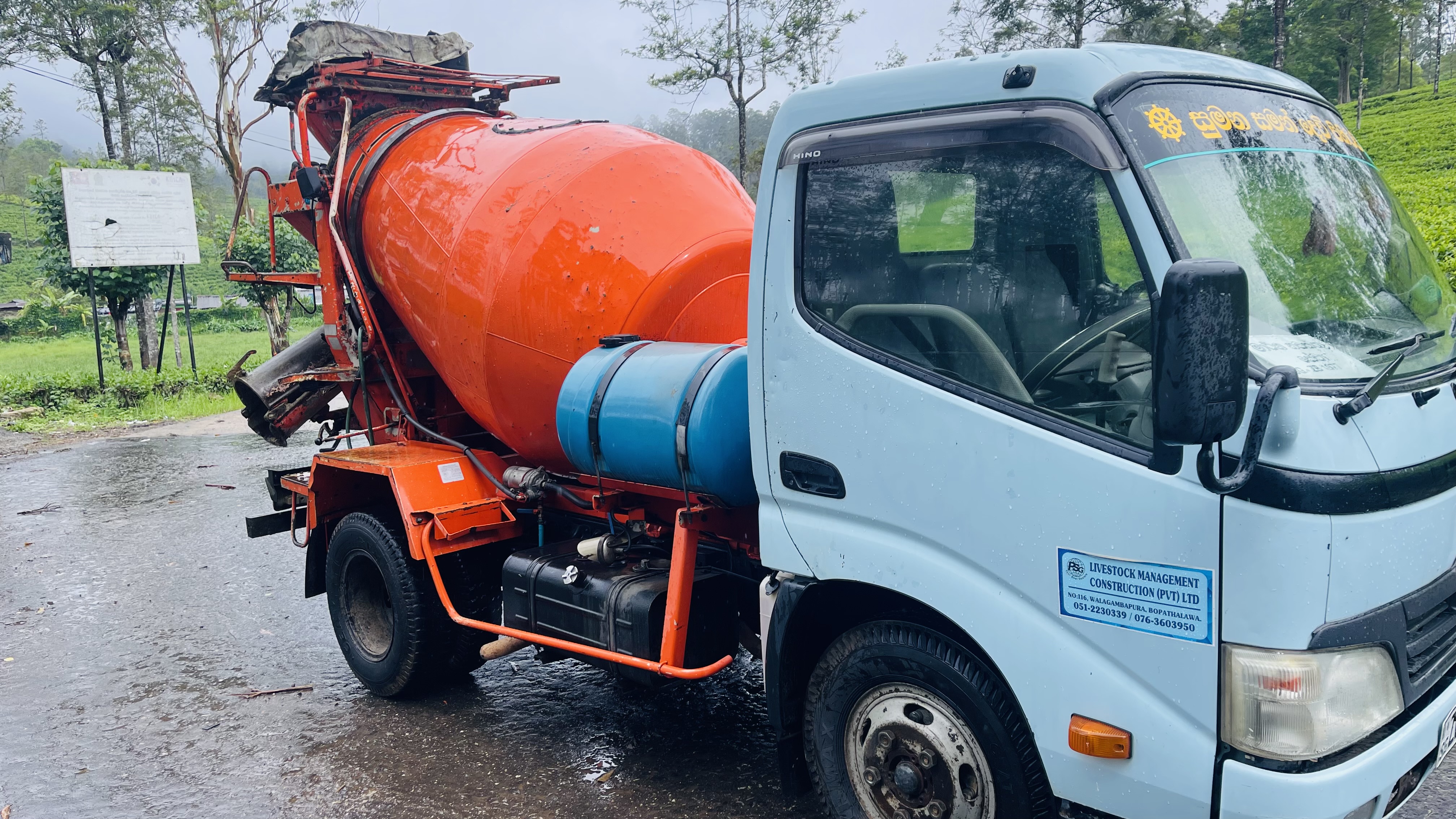 Hino Dutro 2011 - மறுசீரமைக்கப்பட்டது டிரக் sale in Sri Lanka - patpat.lk