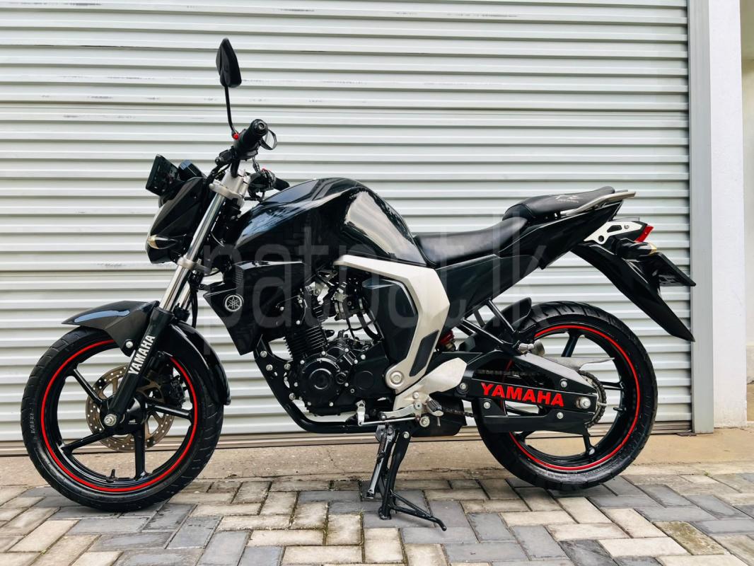 Yamaha FZ 2018 - Used Bike sale in Sri Lanka - patpat.lk