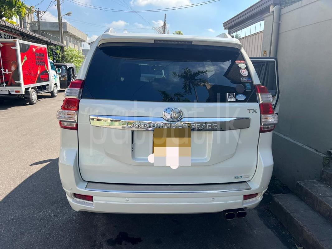Toyota Land Cruiser Prado 2015 - භාවිතා කරන ලද SUV රථය sale in Sri Lanka - patpat.lk