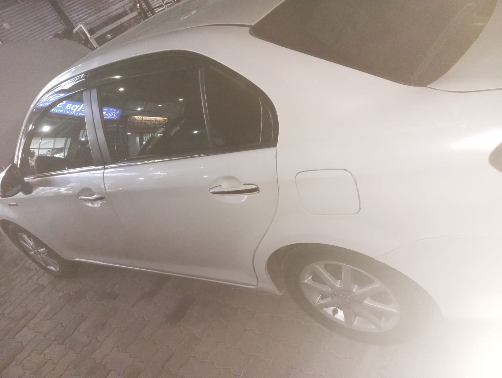 Toyota Axio 2016 - பயன்படுத்தப்பட்டது கார் sale in Sri Lanka - patpat.lk