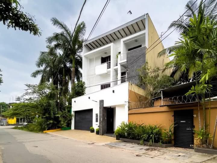 House for Sale in Narahenpita (Colombo 05)