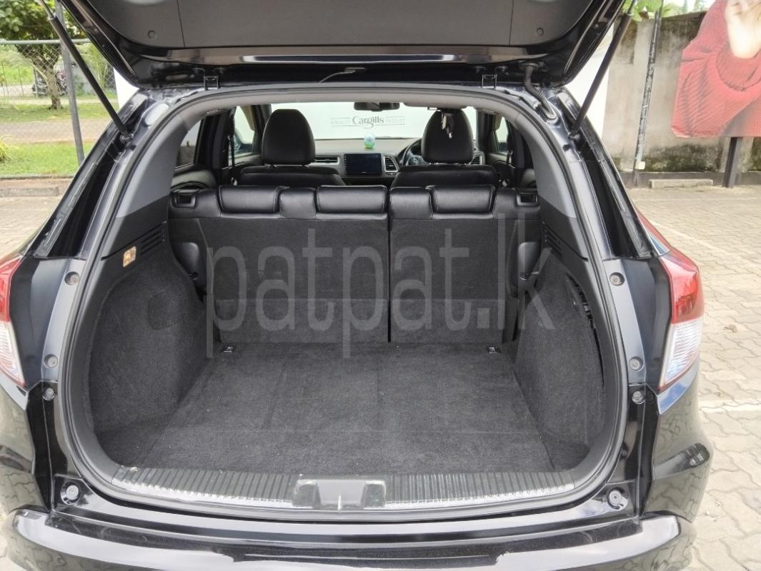 Honda Vezel 2017 - பயன்படுத்தப்பட்டது SUV sale in Sri Lanka - patpat.lk