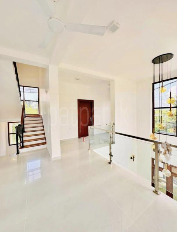 House for Sale in Athurugiriya ads-image-1