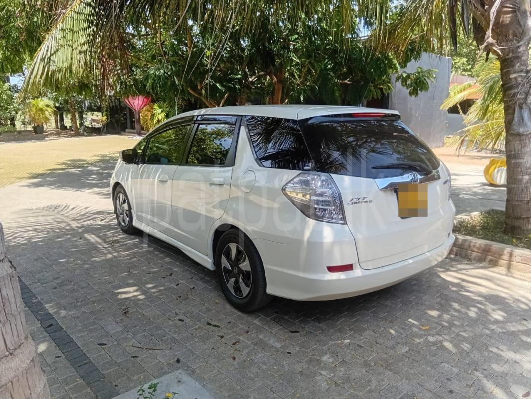Honda FIT SHUTTLE 2012 - Used Car sale in Sri Lanka - patpat.lk