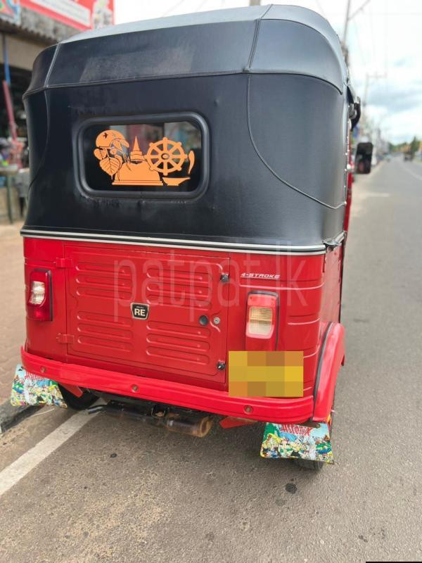 Bajaj Three Wheel 2015 - பயன்படுத்தப்பட்டது முச்சக்கர வண்டி sale in Sri Lanka - patpat.lk