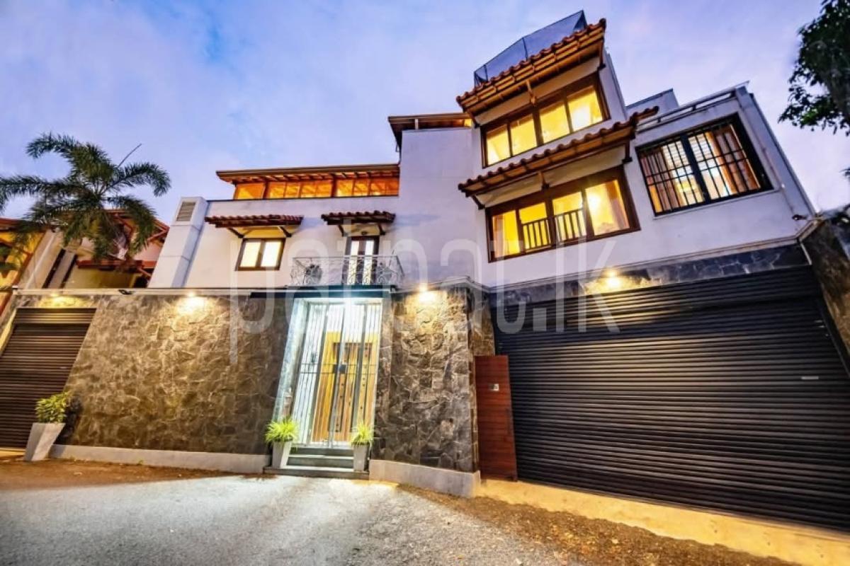 Advertisement image 1