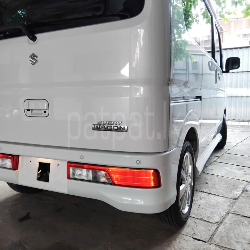 Advertisement image 14