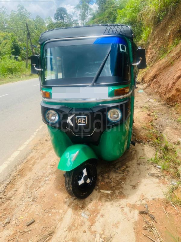 Bajaj Three Wheel 2015 - භාවිතා කරන ලද ත්‍රිරෝද රථය sale in Sri Lanka - patpat.lk