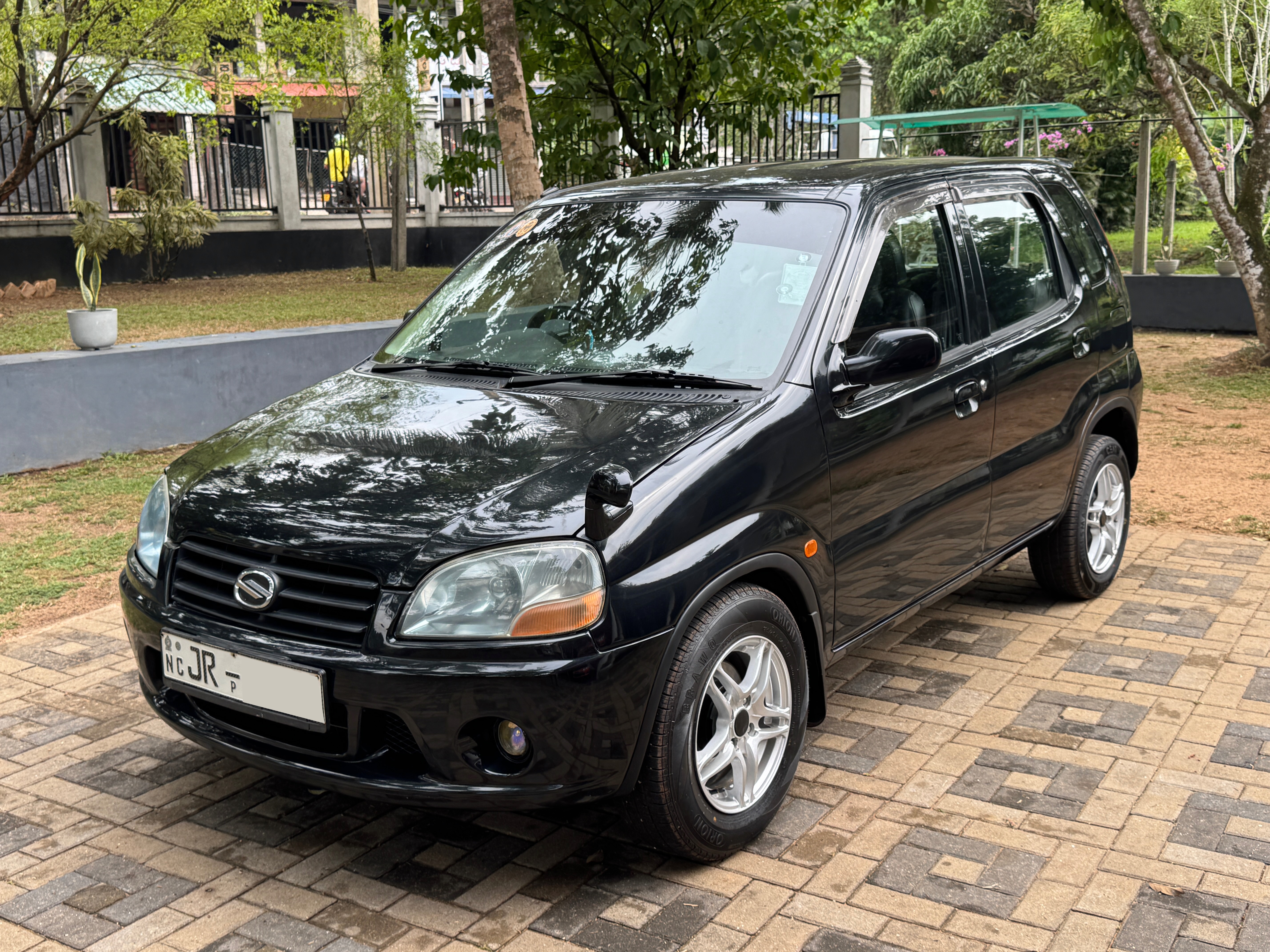 Suzuki Swift 2002 ads-image-1