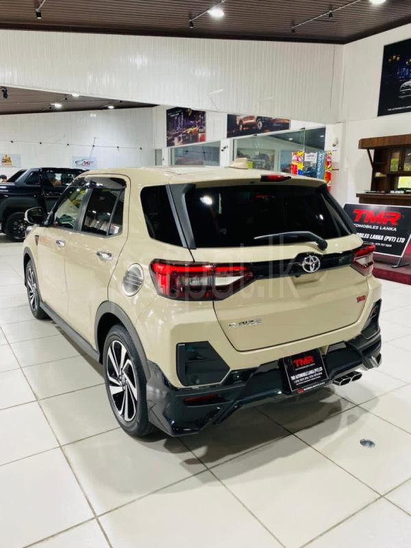 Toyota Raize 2025 - சான்றளிக்கப்பட்டது SUV sale in Sri Lanka - patpat.lk