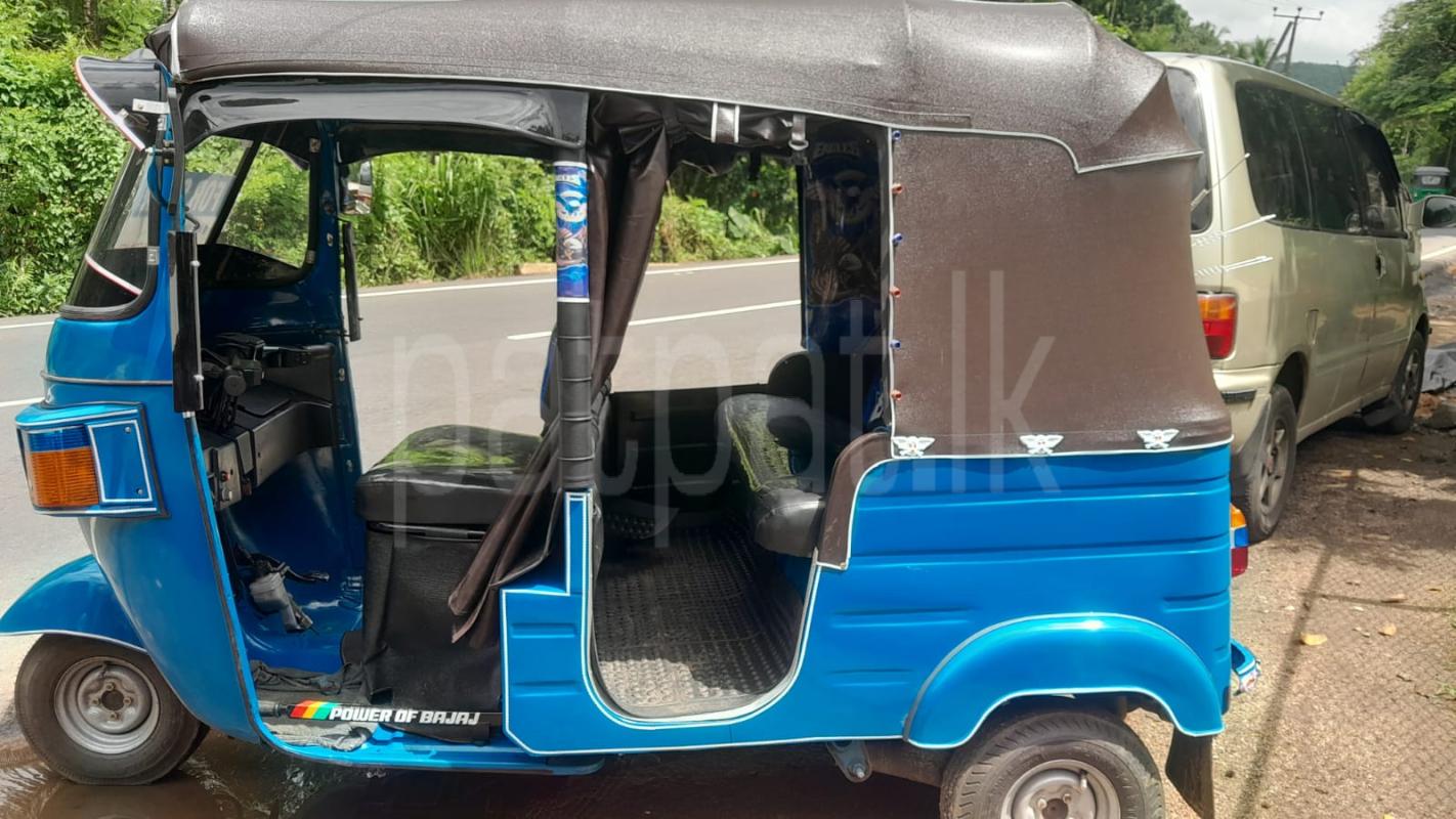 Bajaj 4 stroke 2010 - பயன்படுத்தப்பட்டது முச்சக்கர வண்டி sale in Sri Lanka - patpat.lk