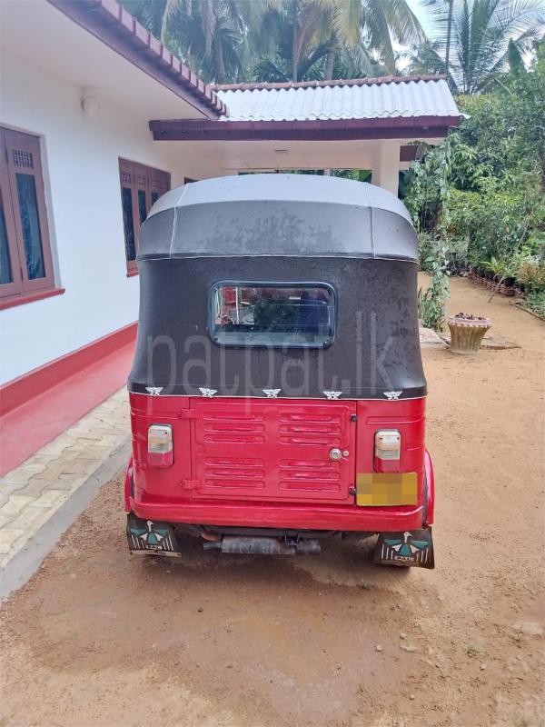 Bajaj Three Wheel 2012 - பயன்படுத்தப்பட்டது முச்சக்கர வண்டி sale in Sri Lanka - patpat.lk