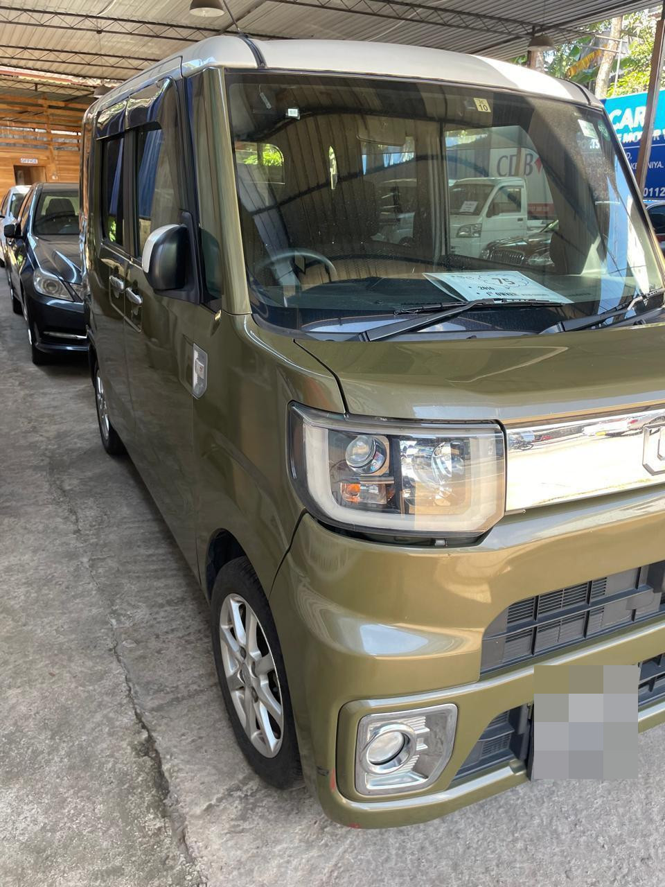 Daihatsu Wake 2018 - பயன்படுத்தப்பட்டது கார் sale in Sri Lanka - patpat.lk