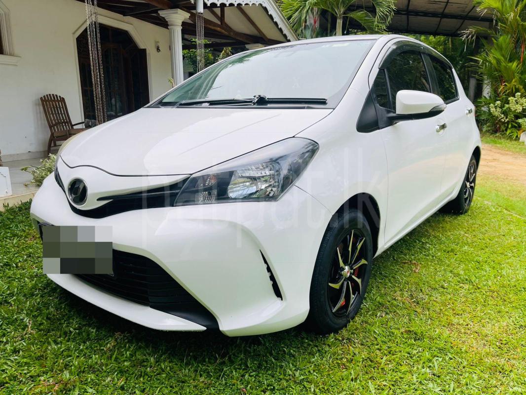 Toyota Vitz 2016 - பயன்படுத்தப்பட்டது கார் sale in Sri Lanka - patpat.lk