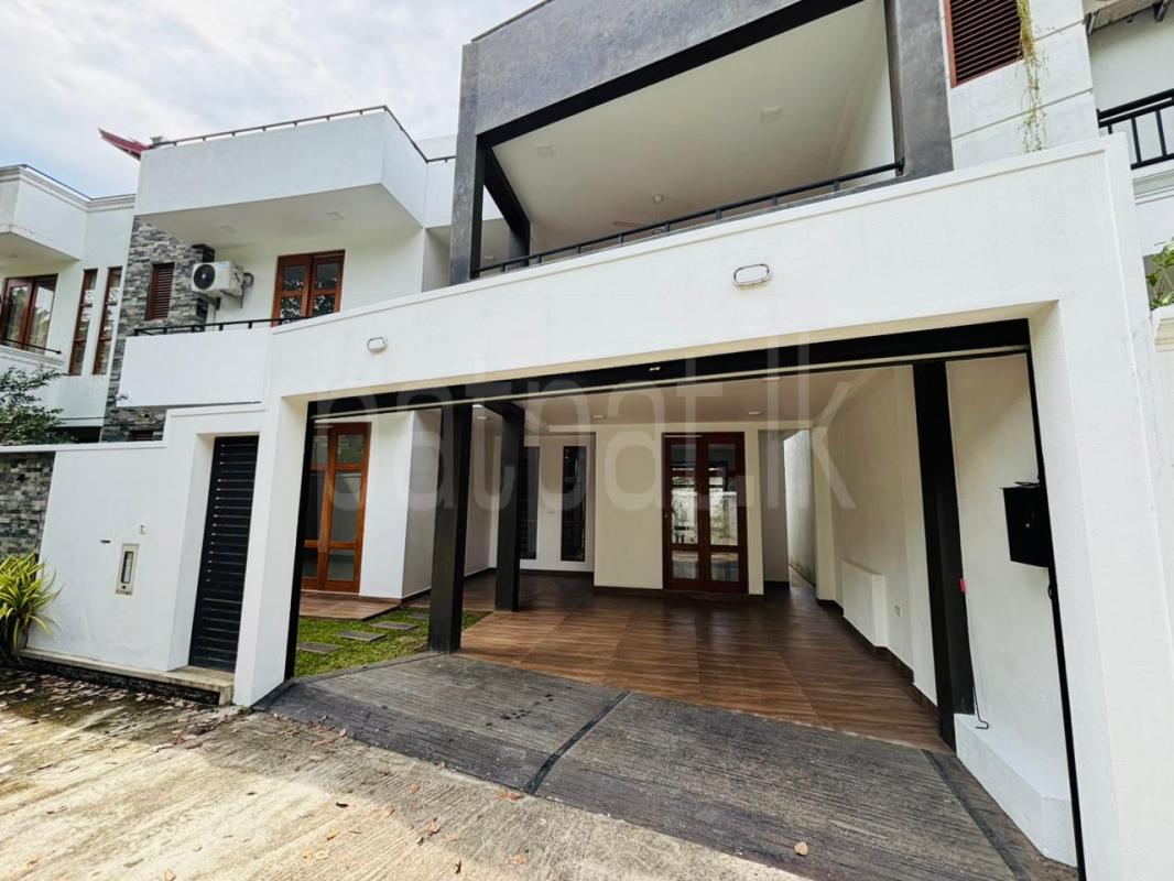 House for Sale in Piliyandala ads-image-1