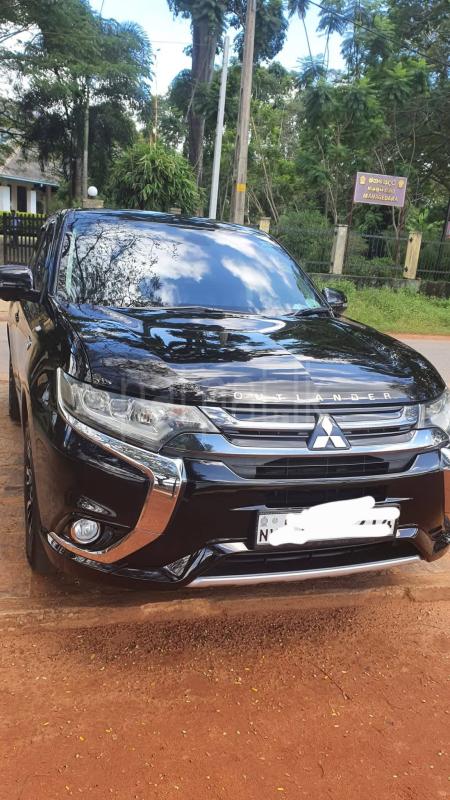 Mitsubishi Outlander 2015 - பயன்படுத்தப்பட்டது SUV sale in Sri Lanka - patpat.lk