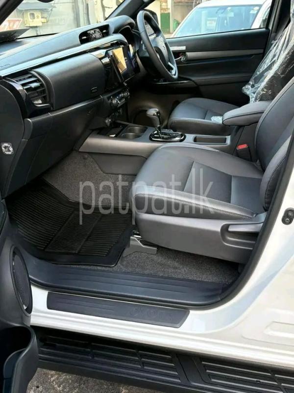 Advertisement image 4