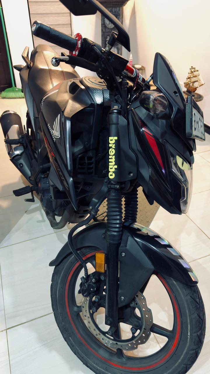Honda X Blade 2018 - Used Bike sale in Sri Lanka - patpat.lk