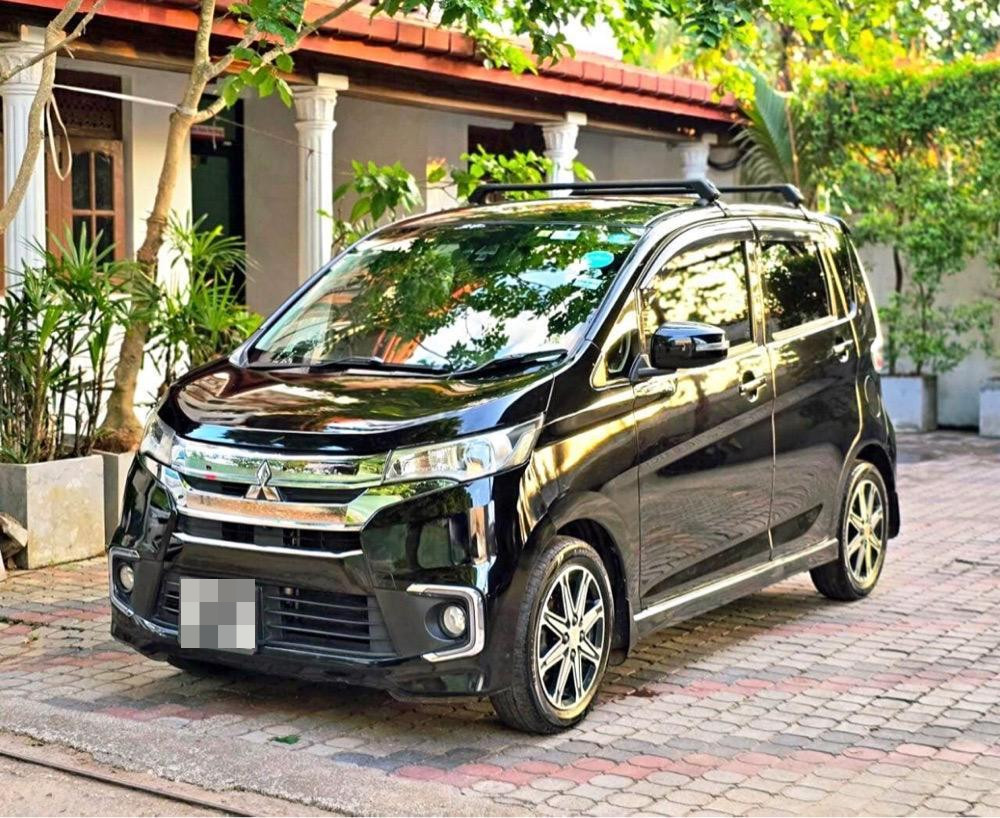 Mitsubishi eK 2016 ads-image-1