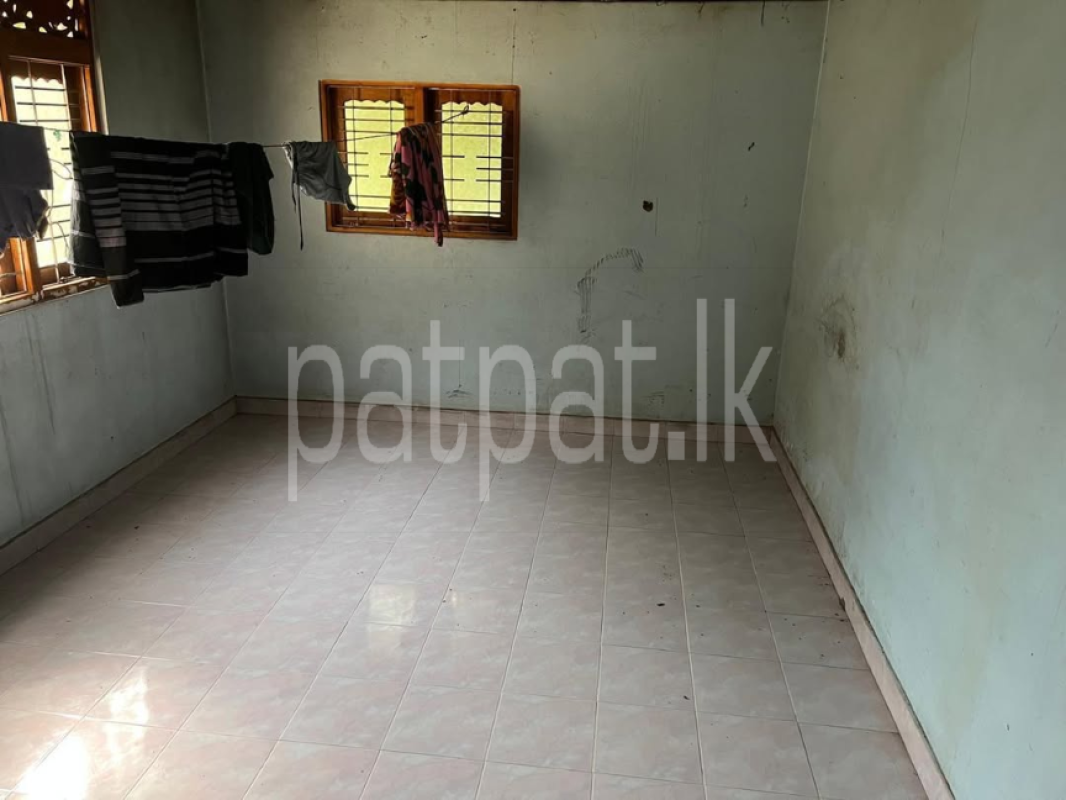 House for Sale in Divulapitiya