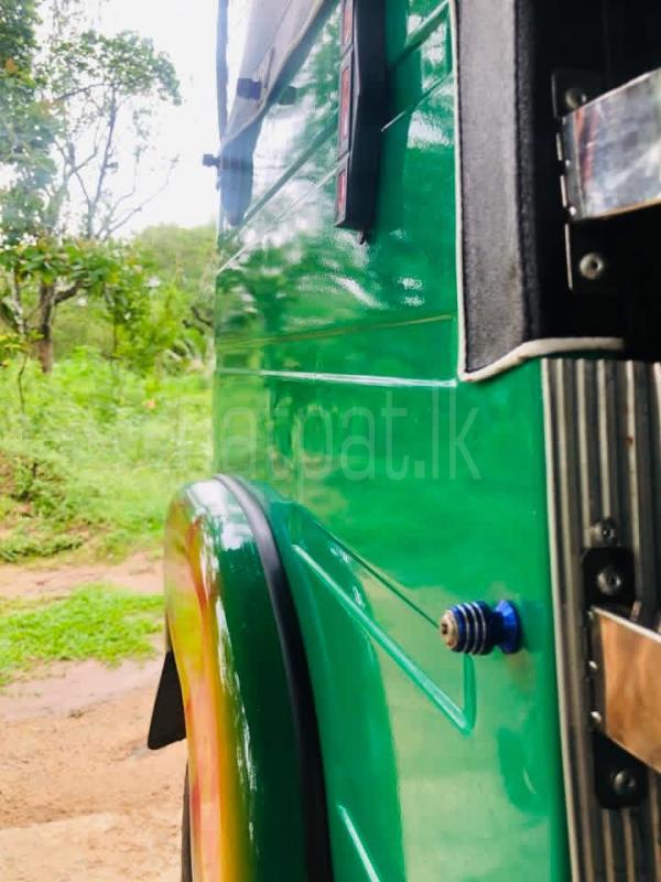 Bajaj Three Wheel 2006 - பயன்படுத்தப்பட்டது முச்சக்கர வண்டி sale in Sri Lanka - patpat.lk