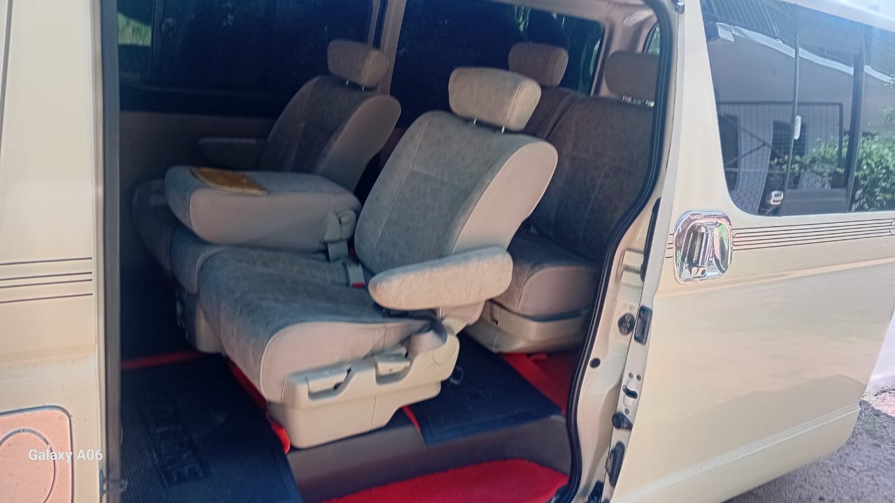 Toyota Hiace 2011 - Used Van sale in Sri Lanka - patpat.lk