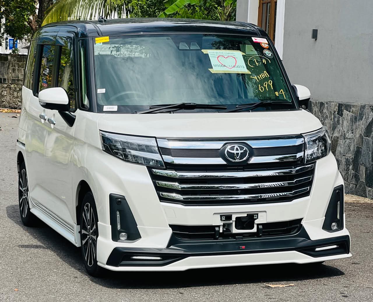Toyota Roomy 2025 - சான்றளிக்கப்பட்டது வேன் sale in Sri Lanka - patpat.lk