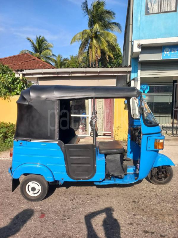 Bajaj Three Wheel 2012 - பயன்படுத்தப்பட்டது முச்சக்கர வண்டி sale in Sri Lanka - patpat.lk