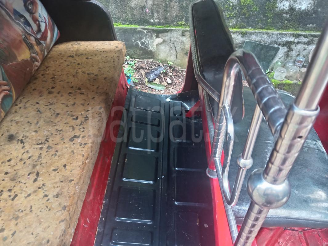 Advertisement image 6