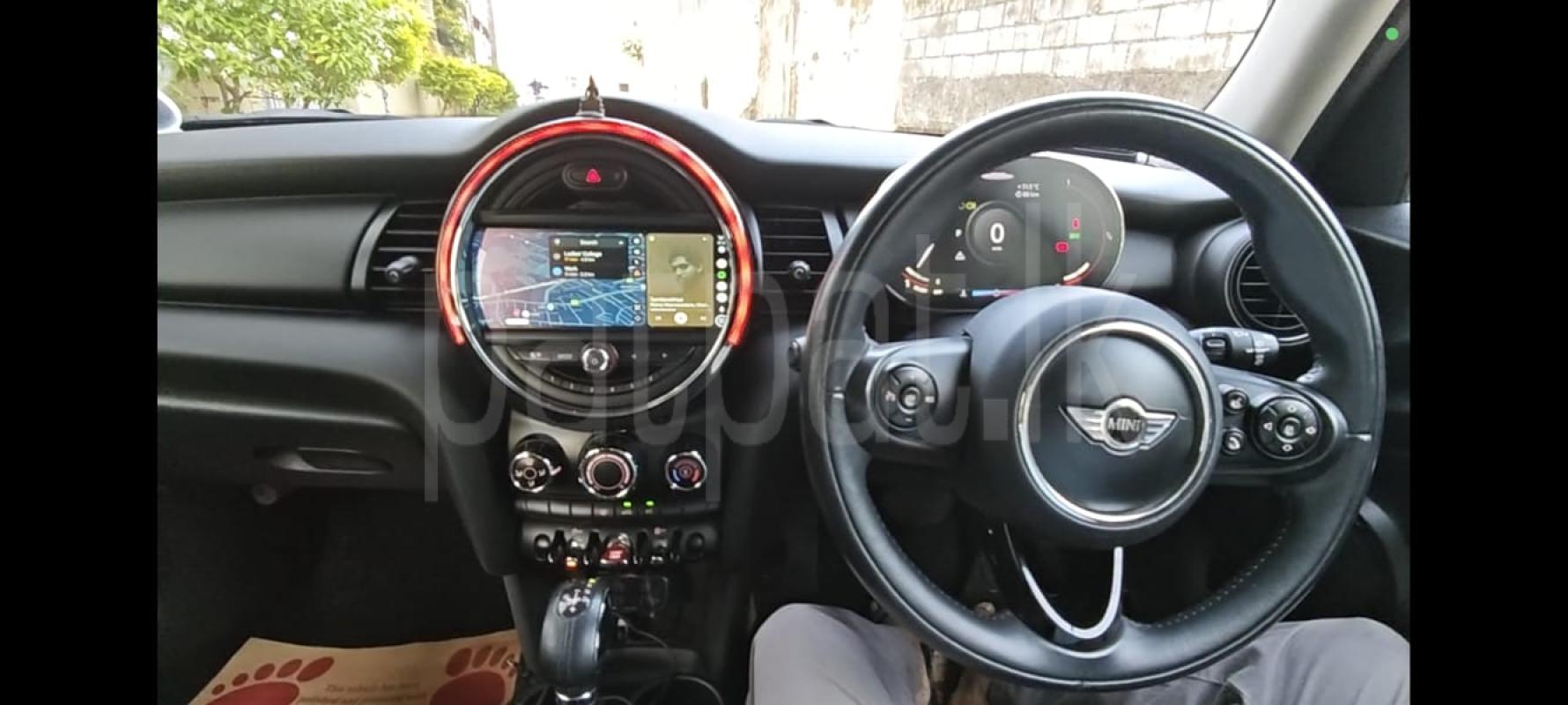 Advertisement image 6