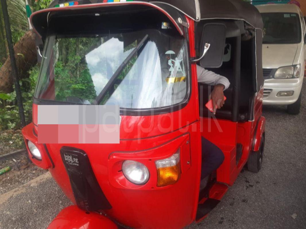 Bajaj Three Wheel 2012 - பயன்படுத்தப்பட்டது முச்சக்கர வண்டி sale in Sri Lanka - patpat.lk