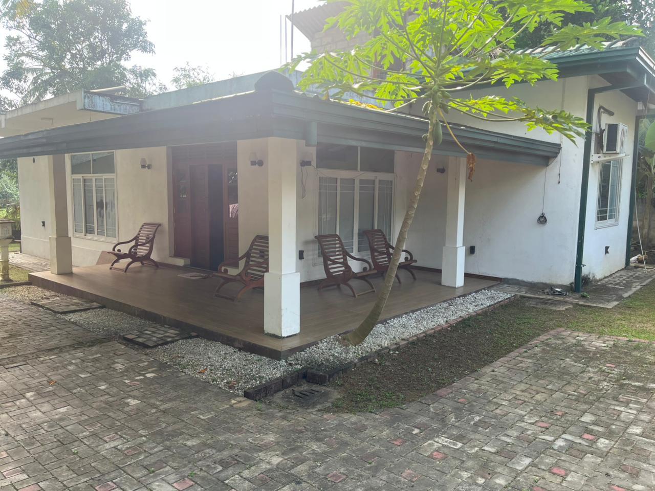 House for Sale in Gampaha ads-image-1