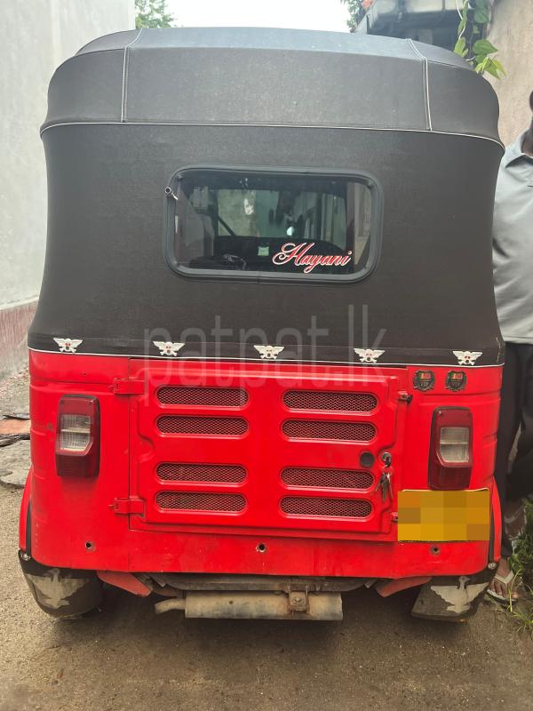 Bajaj 4 stroke 2012 - பயன்படுத்தப்பட்டது முச்சக்கர வண்டி sale in Sri Lanka - patpat.lk