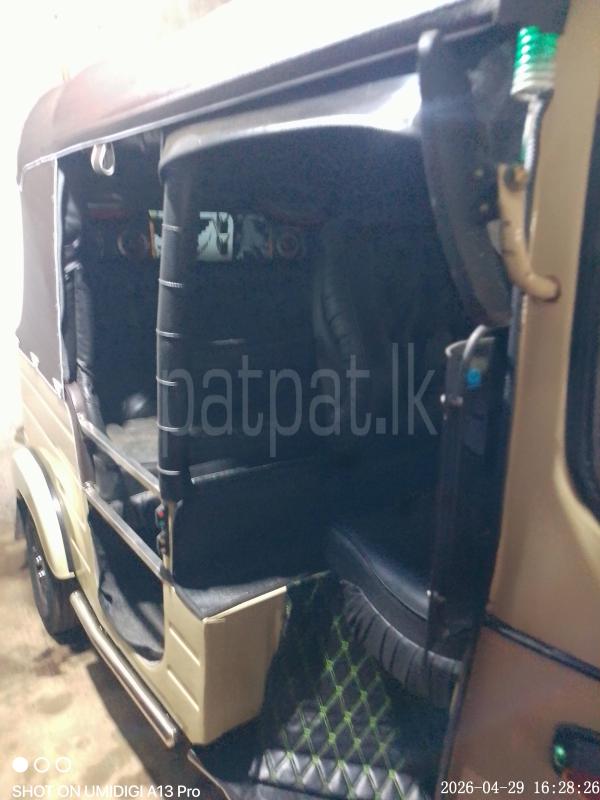 Bajaj Three Wheel 1998 - பயன்படுத்தப்பட்டது முச்சக்கர வண்டி sale in Sri Lanka - patpat.lk