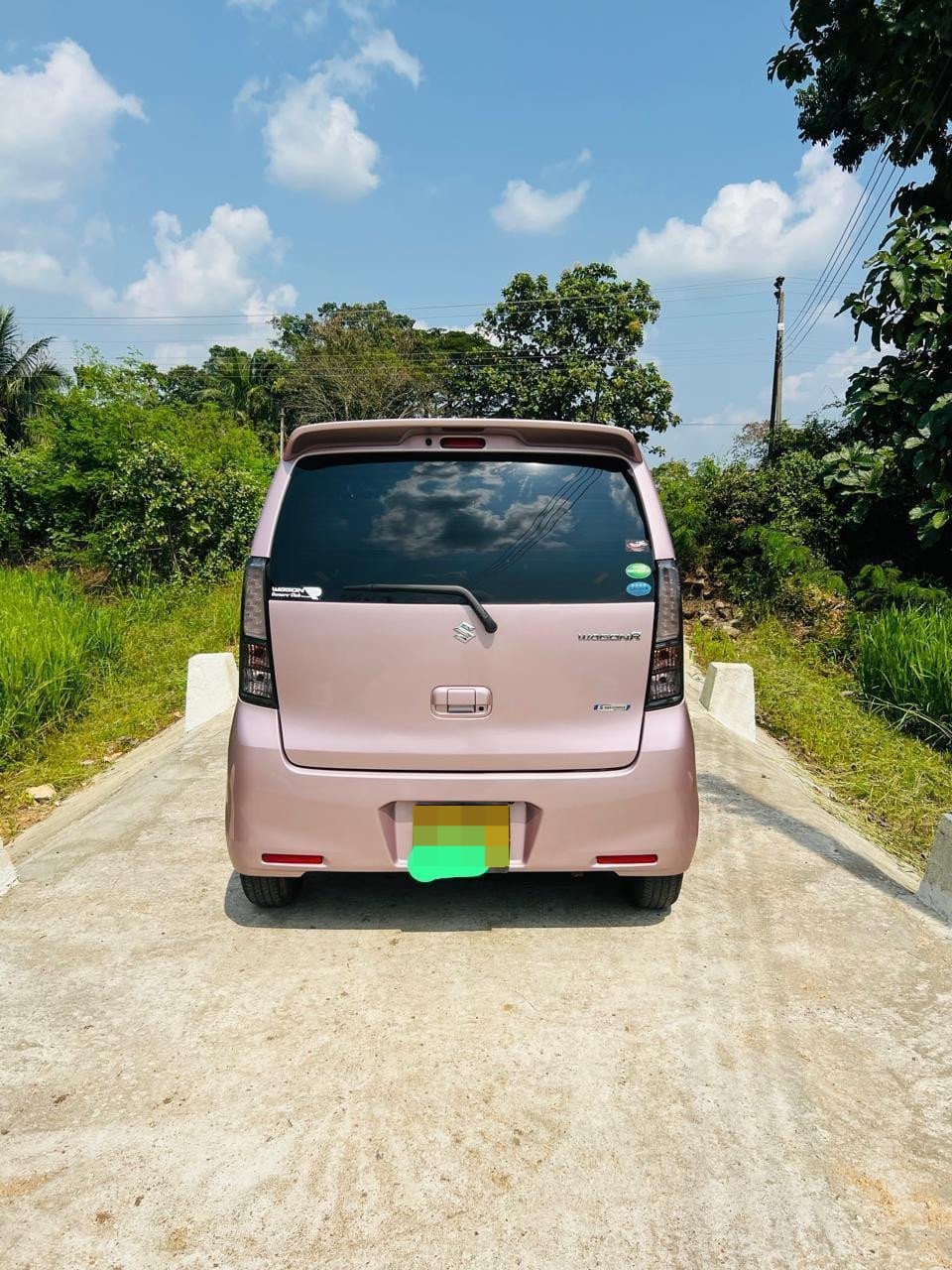 Suzuki Wagon R 2014 - பயன்படுத்தப்பட்டது கார் sale in Sri Lanka - patpat.lk