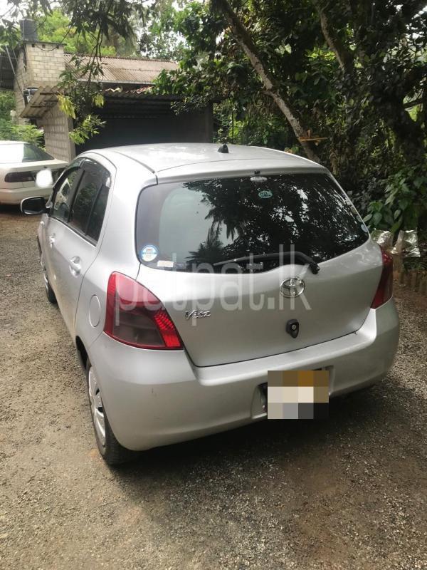 Toyota Vitz 2007 - பயன்படுத்தப்பட்டது கார் sale in Sri Lanka - patpat.lk