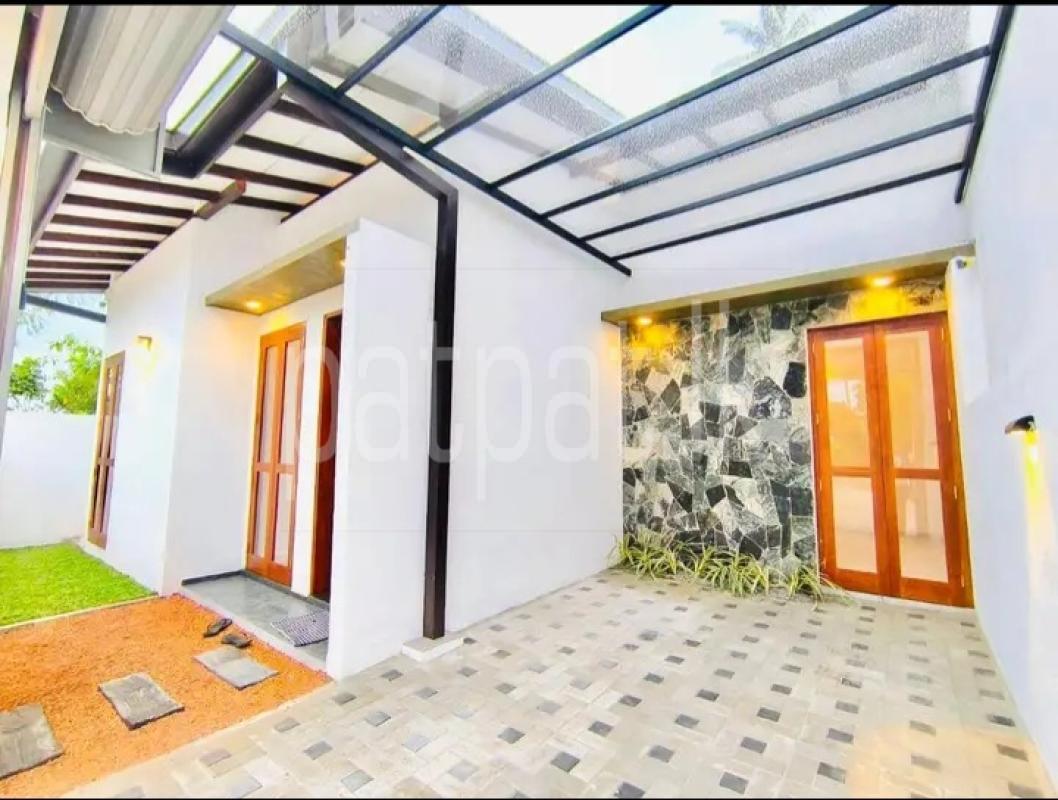 House for Sale in Athurugiriya