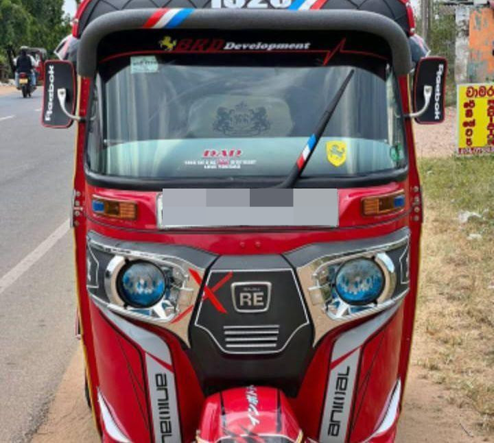 Bajaj Three Wheel 2018 - භාවිතා කරන ලද ත්‍රිරෝද රථය sale in Sri Lanka - patpat.lk