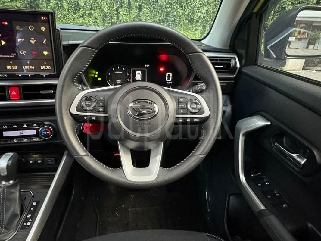 Advertisement image 3