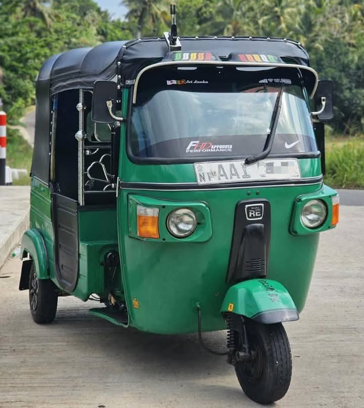 Bajaj 4 stroke 2013 - භාවිතා කරන ලද ත්‍රිරෝද රථය sale in Sri Lanka - patpat.lk