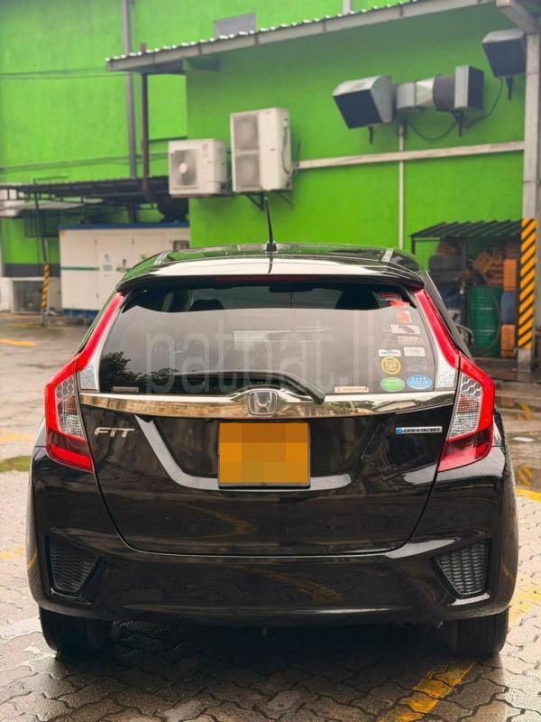 Honda Fit 2014 - பயன்படுத்தப்பட்டது கார் sale in Sri Lanka - patpat.lk