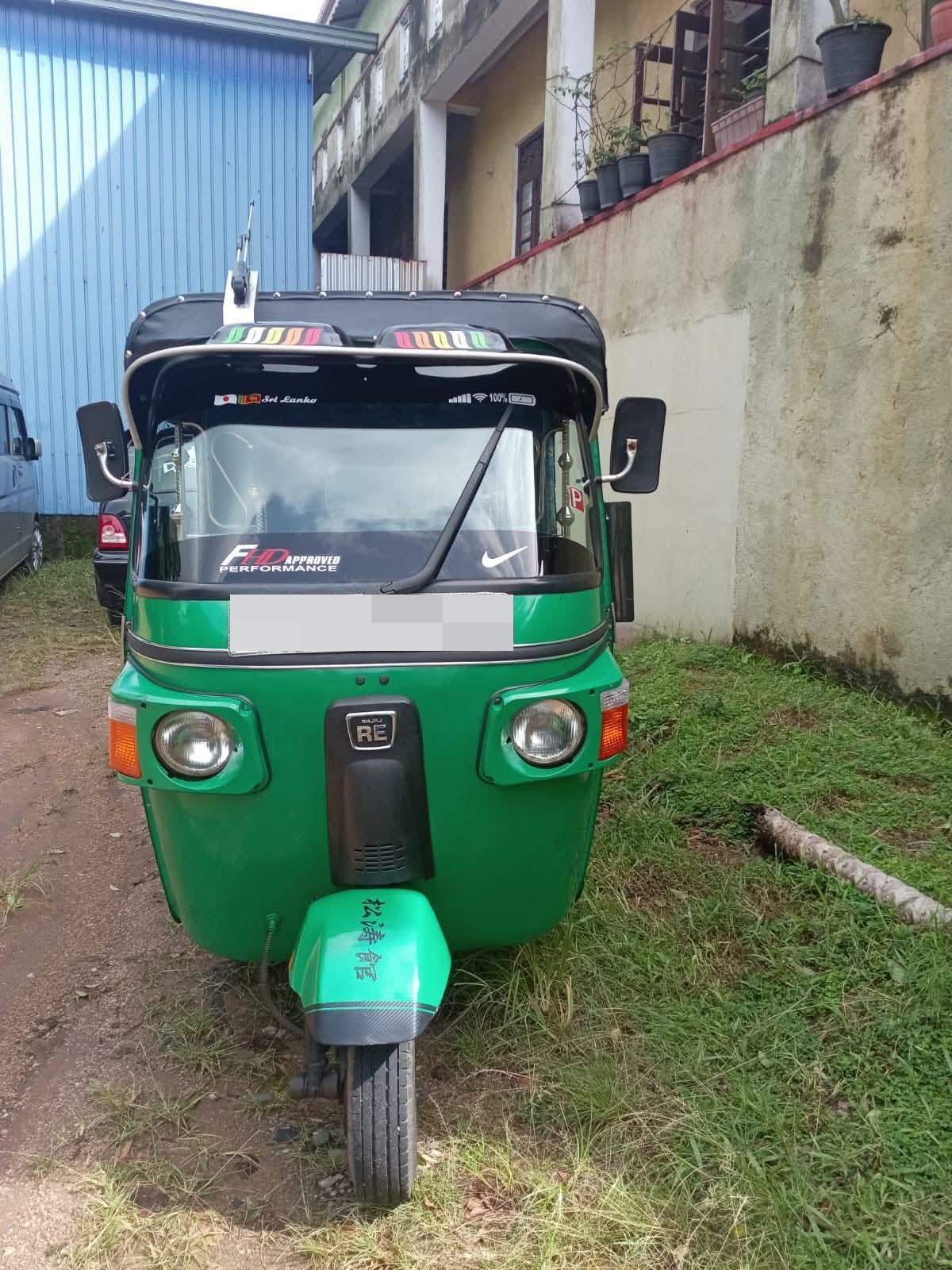 Bajaj 4 stroke 2013 - Used Three wheeler sale in Sri Lanka - patpat.lk