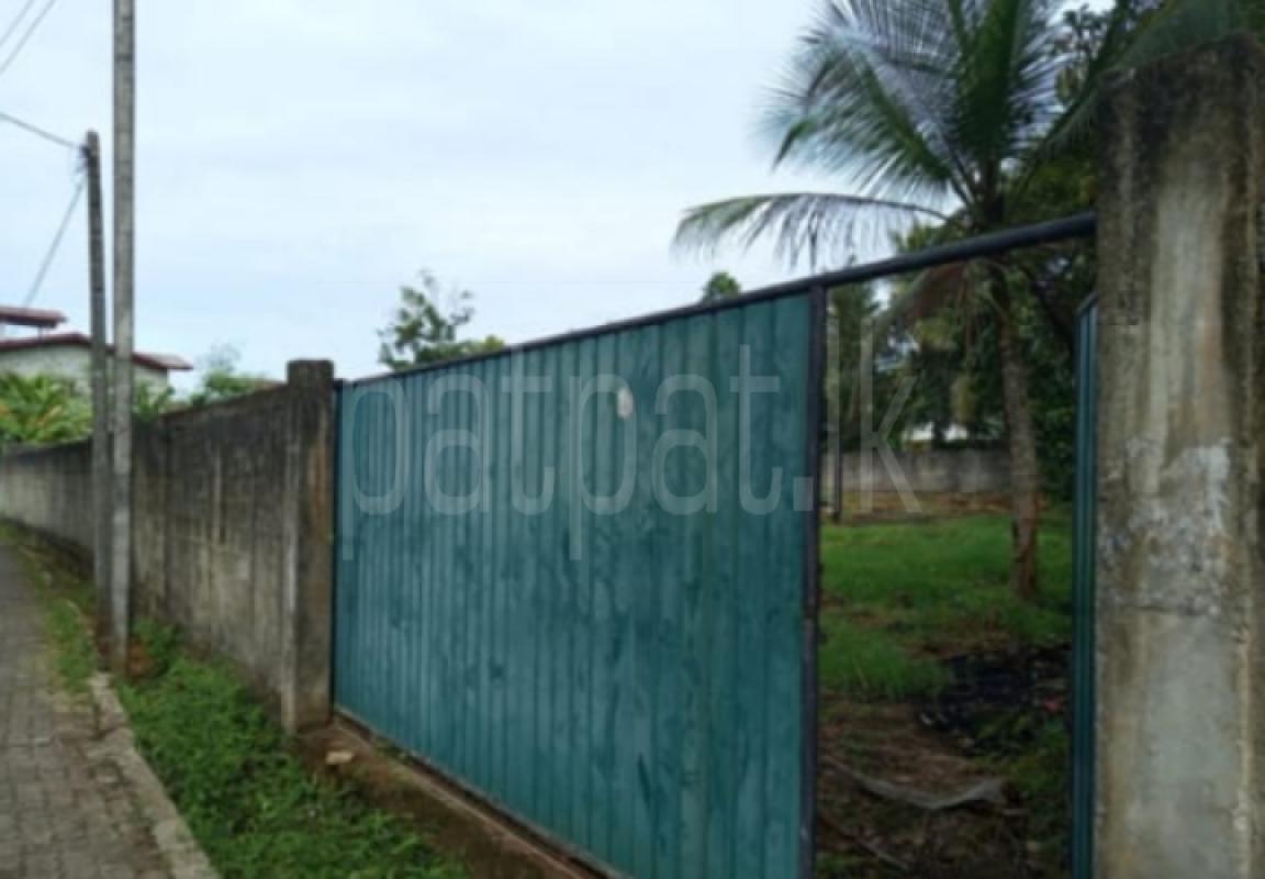 Residential Land for Sale in Boralesgamuwa