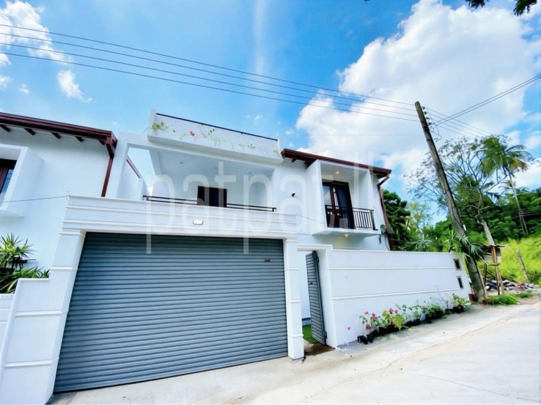 Advertisement image 1